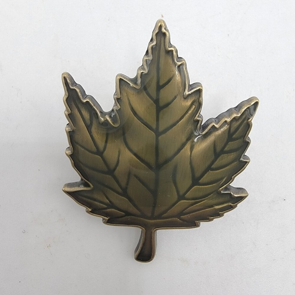 Vintage Enamel Maple‎ Leaf Brooch Pin ❤️ Mark On Back